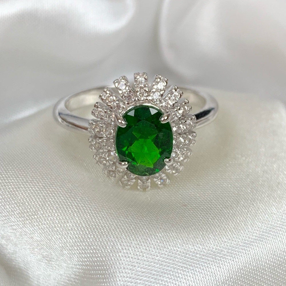 💚Genuine Russian Chrome Diopside Ring💚
